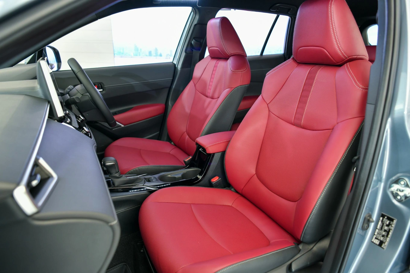 thiết kế hàng ghế ngồi mới với kiểu dáng thể thao