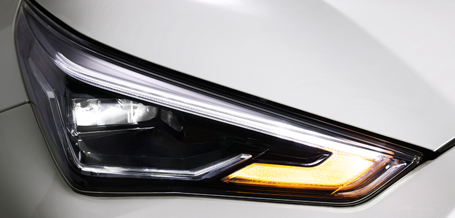 b4dcef_afc8352b38a745d7a10593c6eb4a55d2mv2-2 Cụm đèn trước