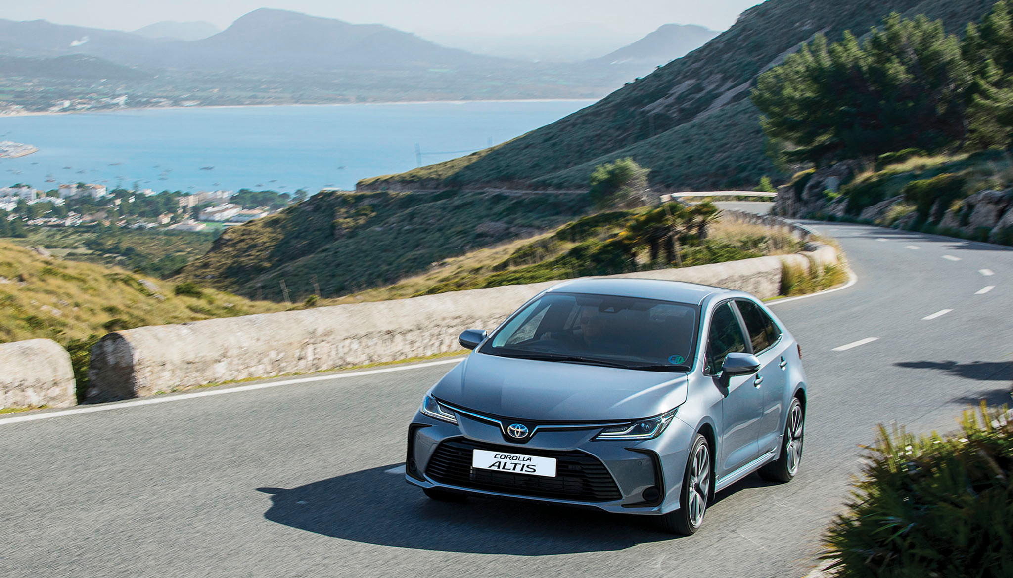 Corolla-Altis-2023