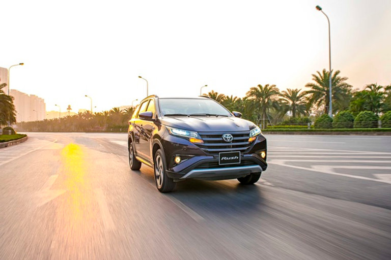 b4dcef_b03d72b653f3490084f21927690bb70amv2-2 ree