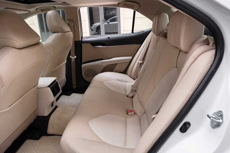 b4dcef_b857d6293c3a44cf83458b568348581cmv2-1 gia-xe-toyota-camry-2023-toyota-thanh-xuan